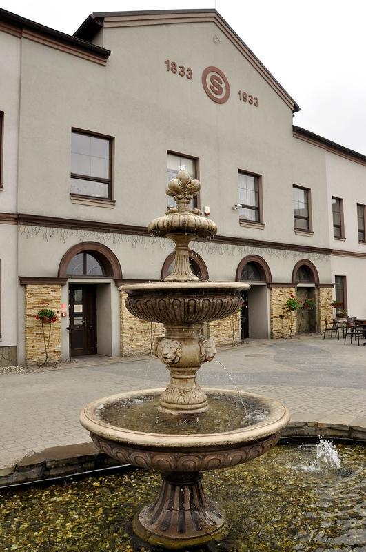 Bed and Breakfast Stary Dwor à Żywiec Extérieur photo